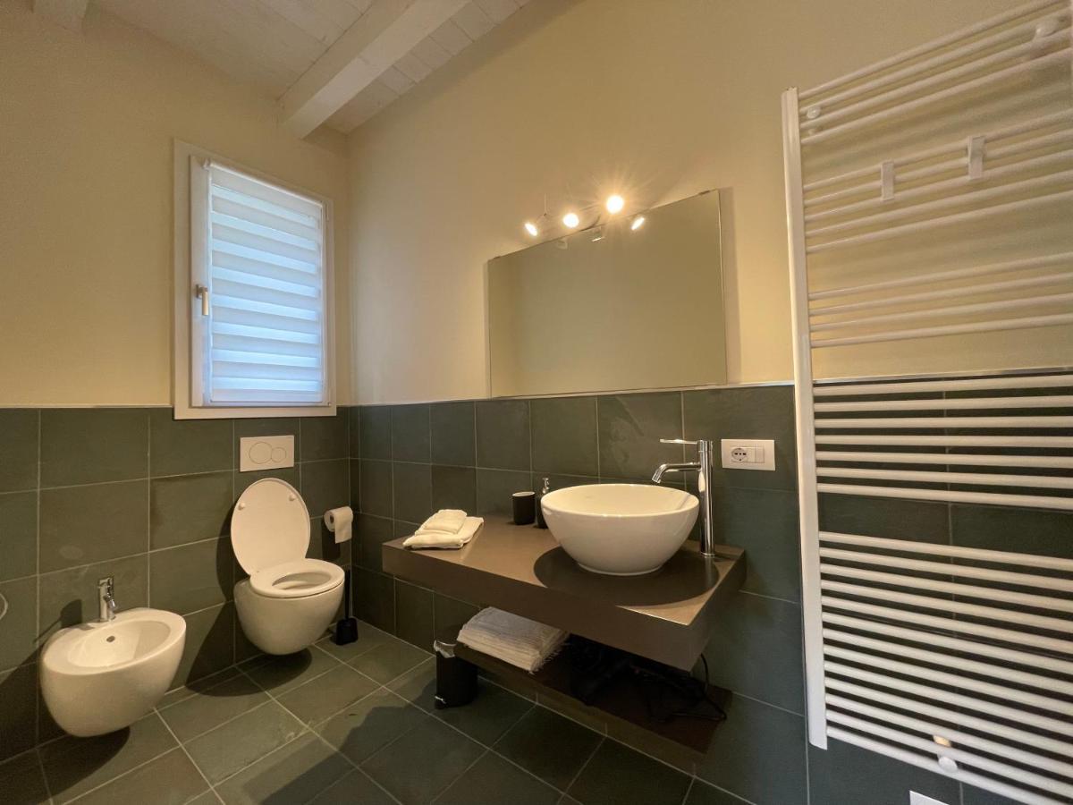 Pioppi Neri R&B Bed & Breakfast Felino Bagian luar foto