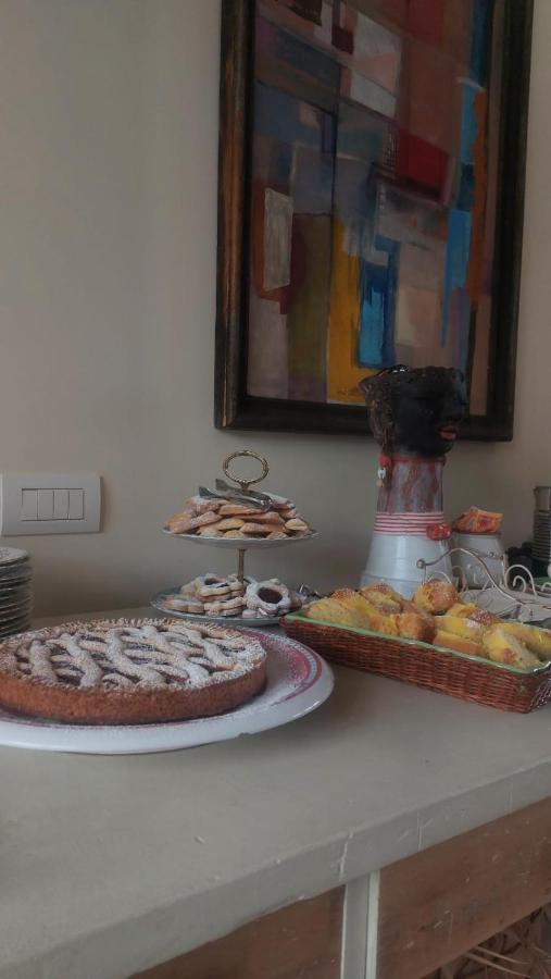 Pioppi Neri R&B Bed & Breakfast Felino Bagian luar foto